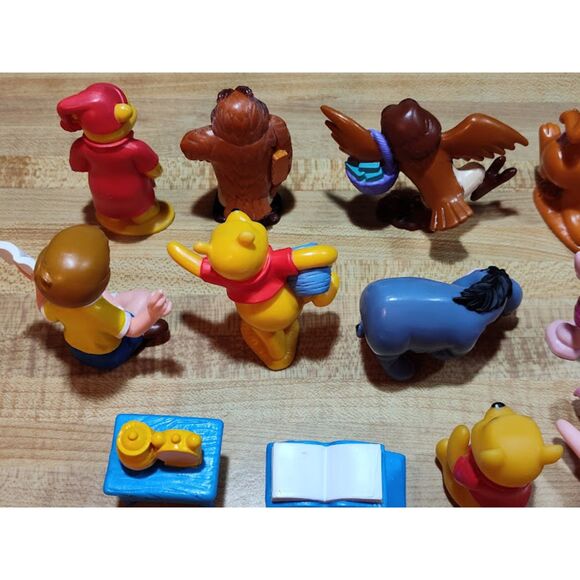 Huge Vintage Lot Of Disney Winnie The Pooh Figures Approx. 3" - Picture 8 of 14